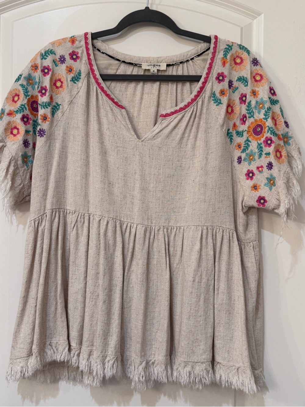 Umgee Cream Boho Embroidered Peasant Tunic with Floral Sleeves